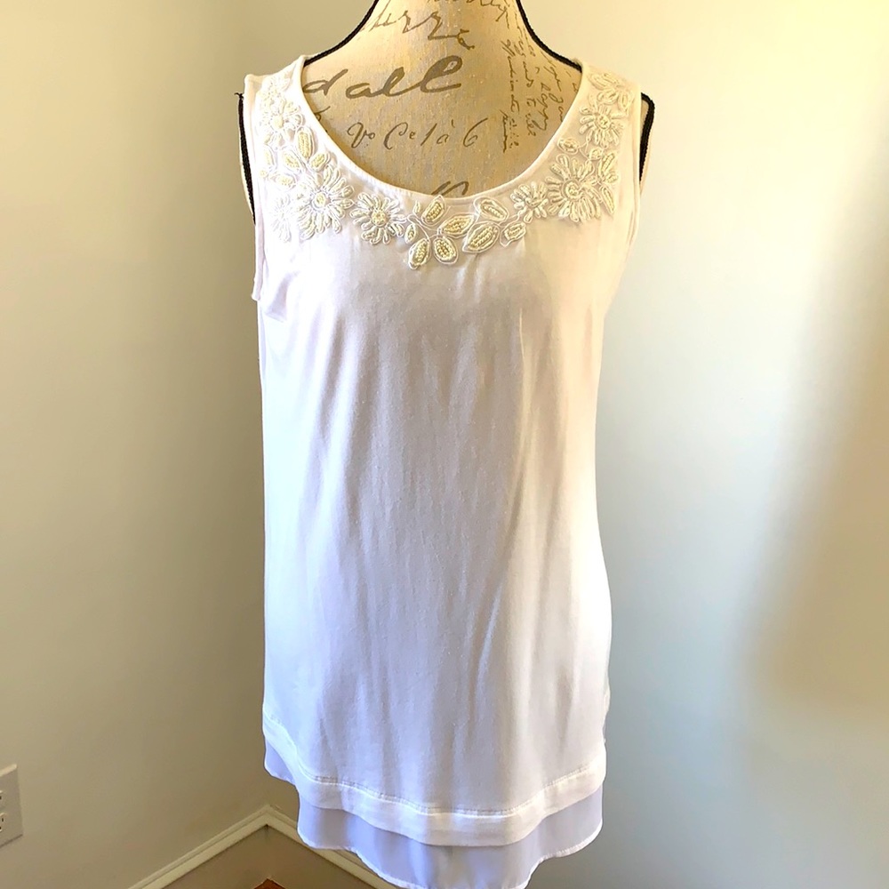 Gorgeous white tank top
